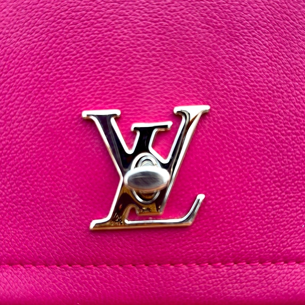 🩷🧡LOUIS VUITTON Lockme BB ll Bag🧡🩷 - Picture 3 of 12